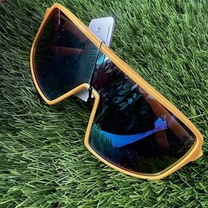 New! Body Glove Shield Sunglasses Orange Frame Mirrored Lens Retro Wrap NWT